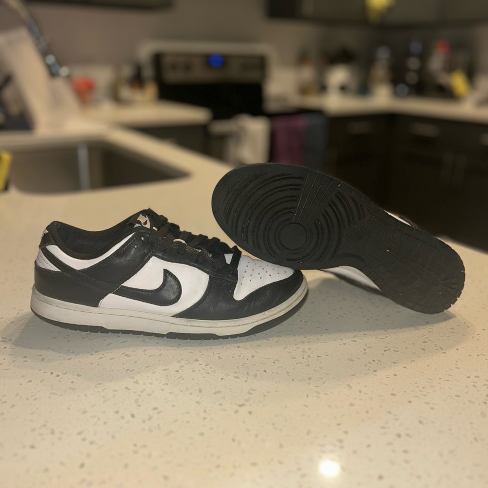 Nike Panda Dunks